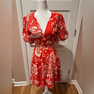 NWT Petal and Pup size 4 red cotton/linen short sleeve, v-neck, elastic waist